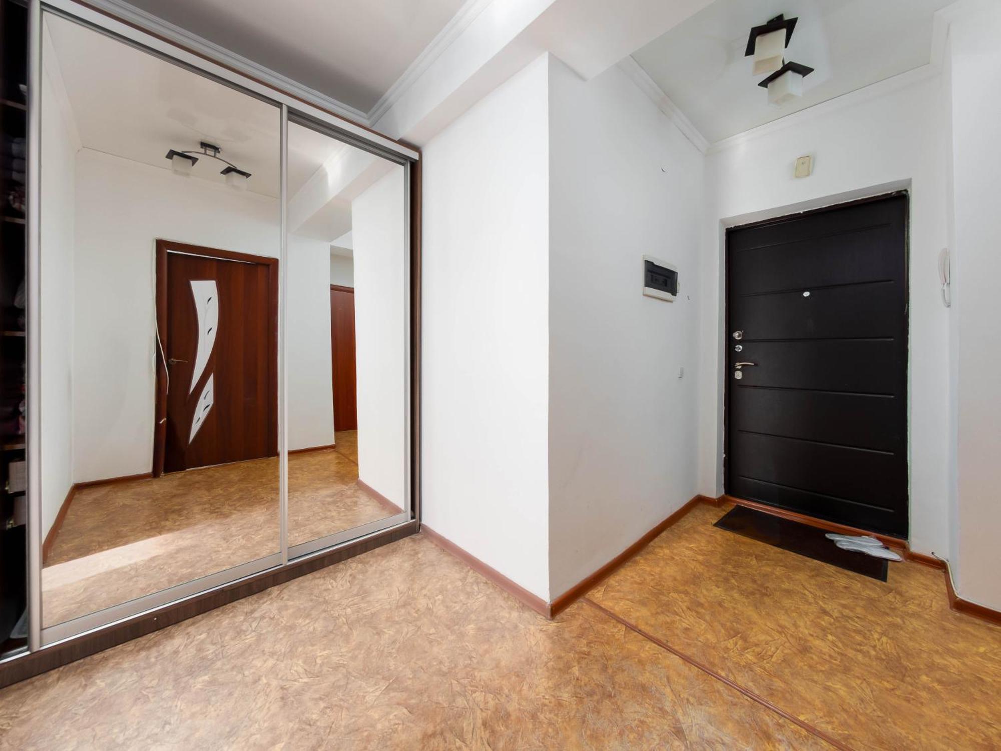 אלמטי Apartment Оn Makatayeva 5 B מראה חיצוני תמונה